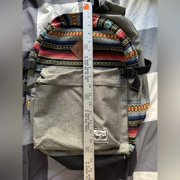 Point Zero The Retro Look Backpack - Picture 11 of 12